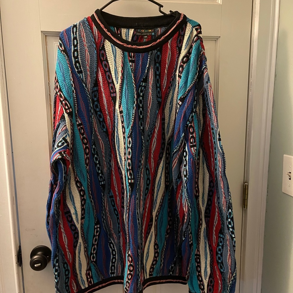 Coogi - Picture 2 of 2